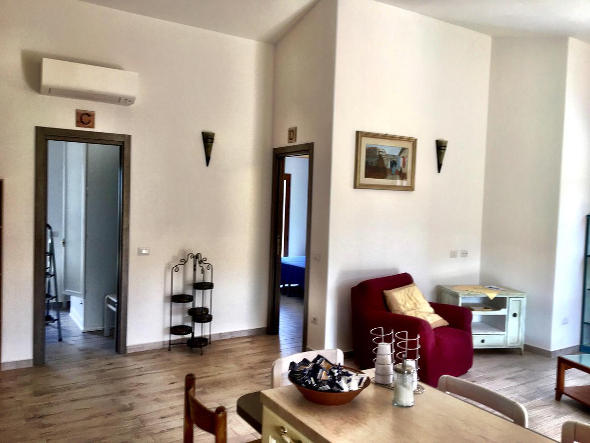 Molti Mari B&B Resort Olbia Kültér fotó